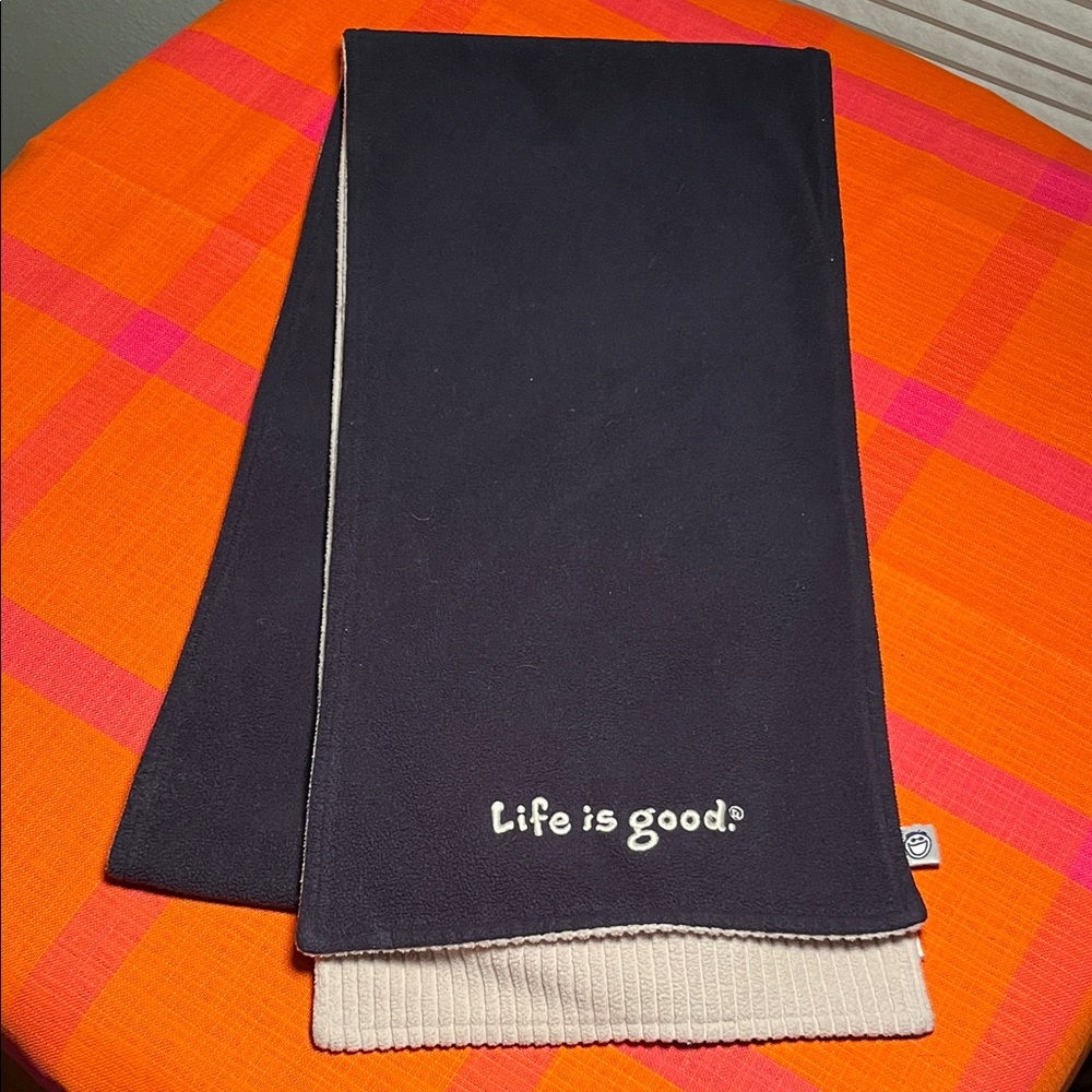 Life Is Good Black and Cream Fleece Knit Scarf